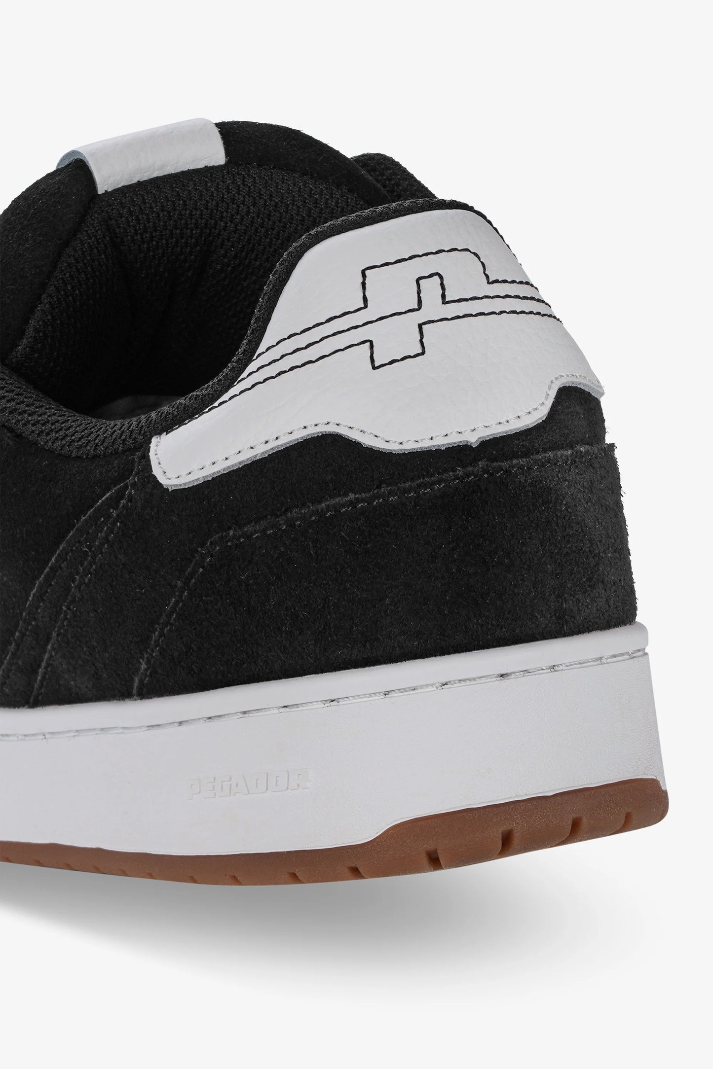 Shadow Skate Low Suede Black